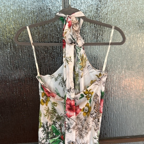 NEW,  L' Agence Geneva Jungle Floral Cover-Up Dress Size  Large. - Picture 10 of 11